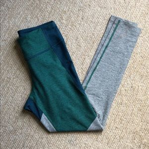 NWT Outdoor voices tri tone warm up leggings